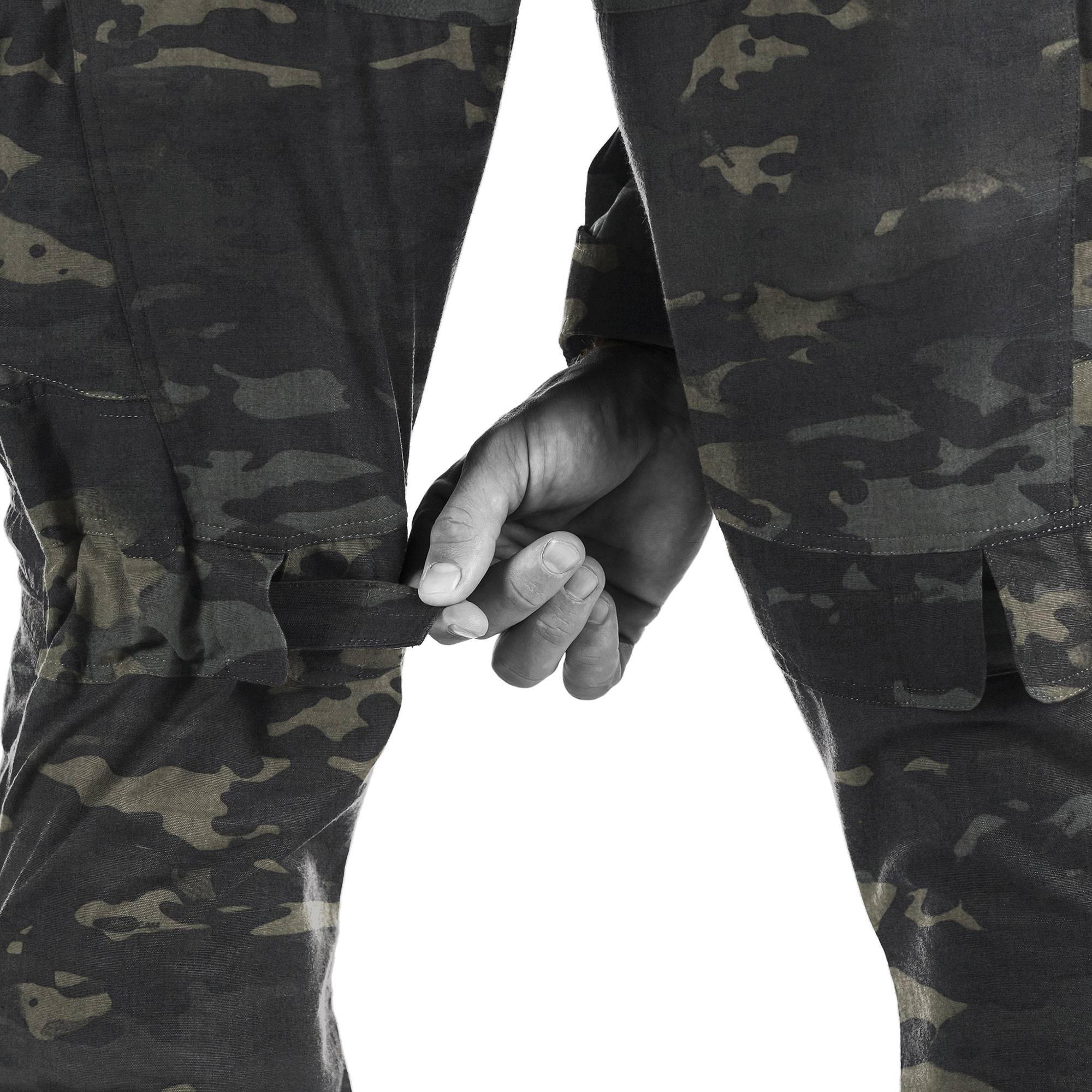 UF PRO Striker ULT Kampfhose Multicam