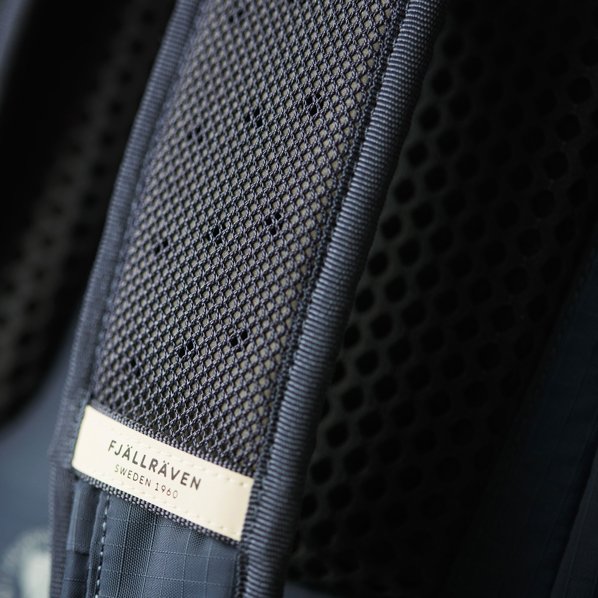 Fjällräven Abisko Hike Rucksack 35 Liter - mit höhenverstellbarem Tragesystem