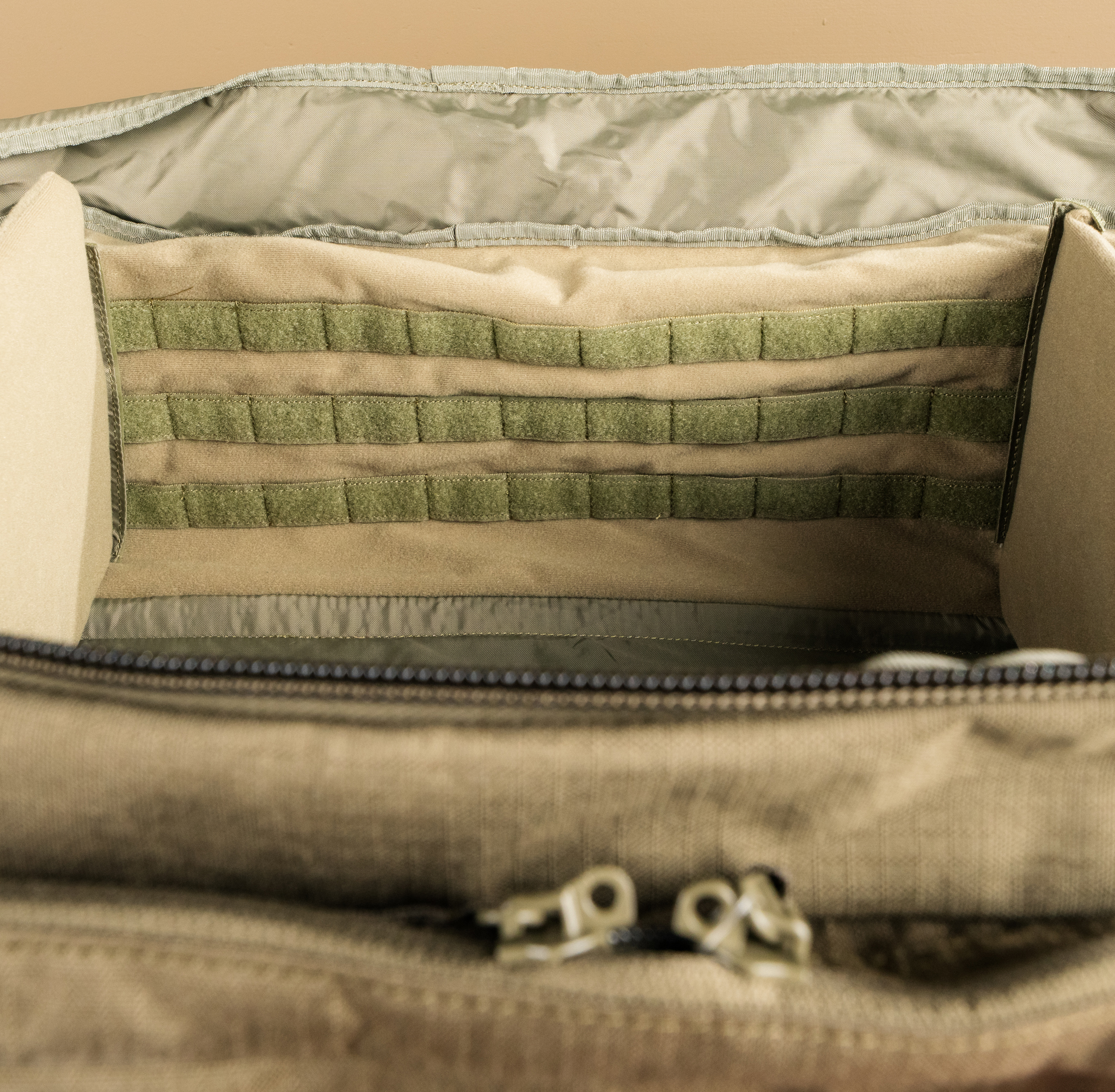 Eberlestock Hercules Duffle (große Reise- und Waffen- Tasche)