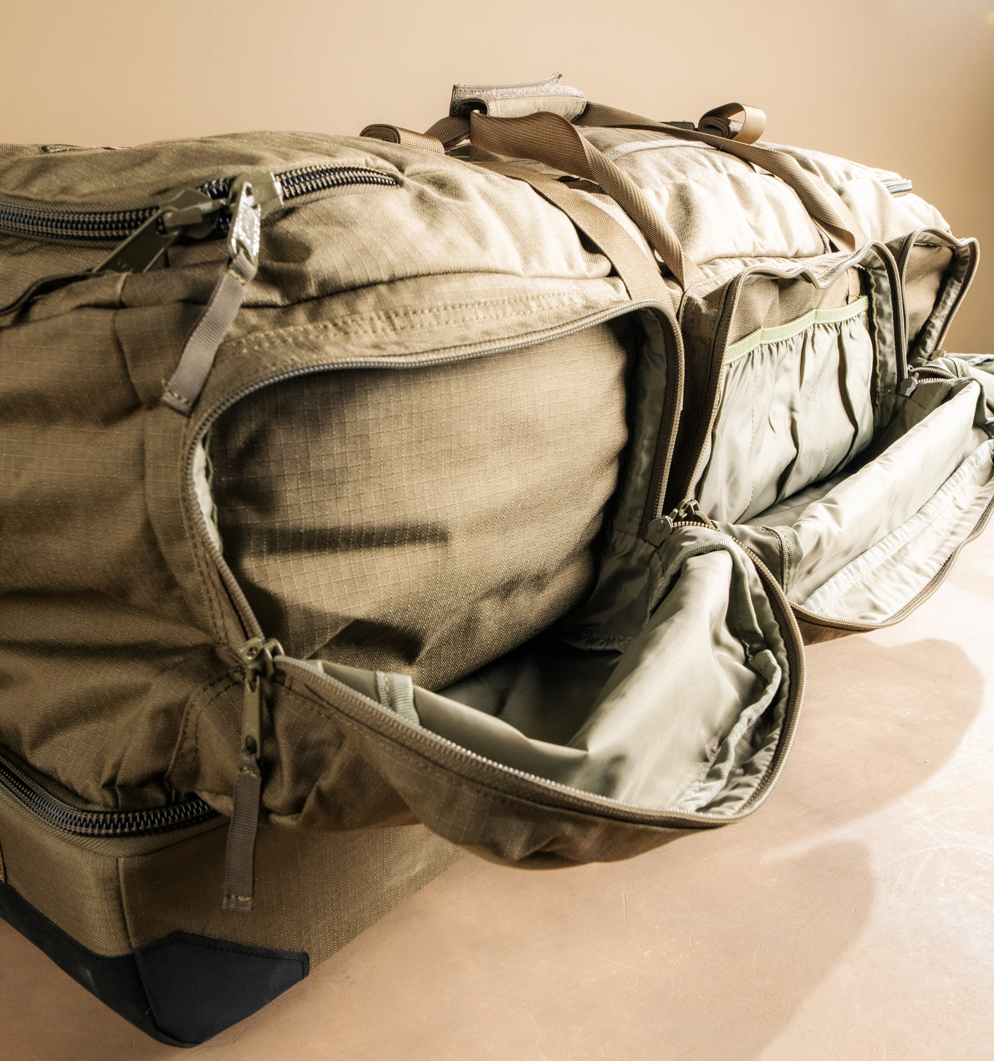 Eberlestock Hercules Duffle (große Reise- und Waffen- Tasche)