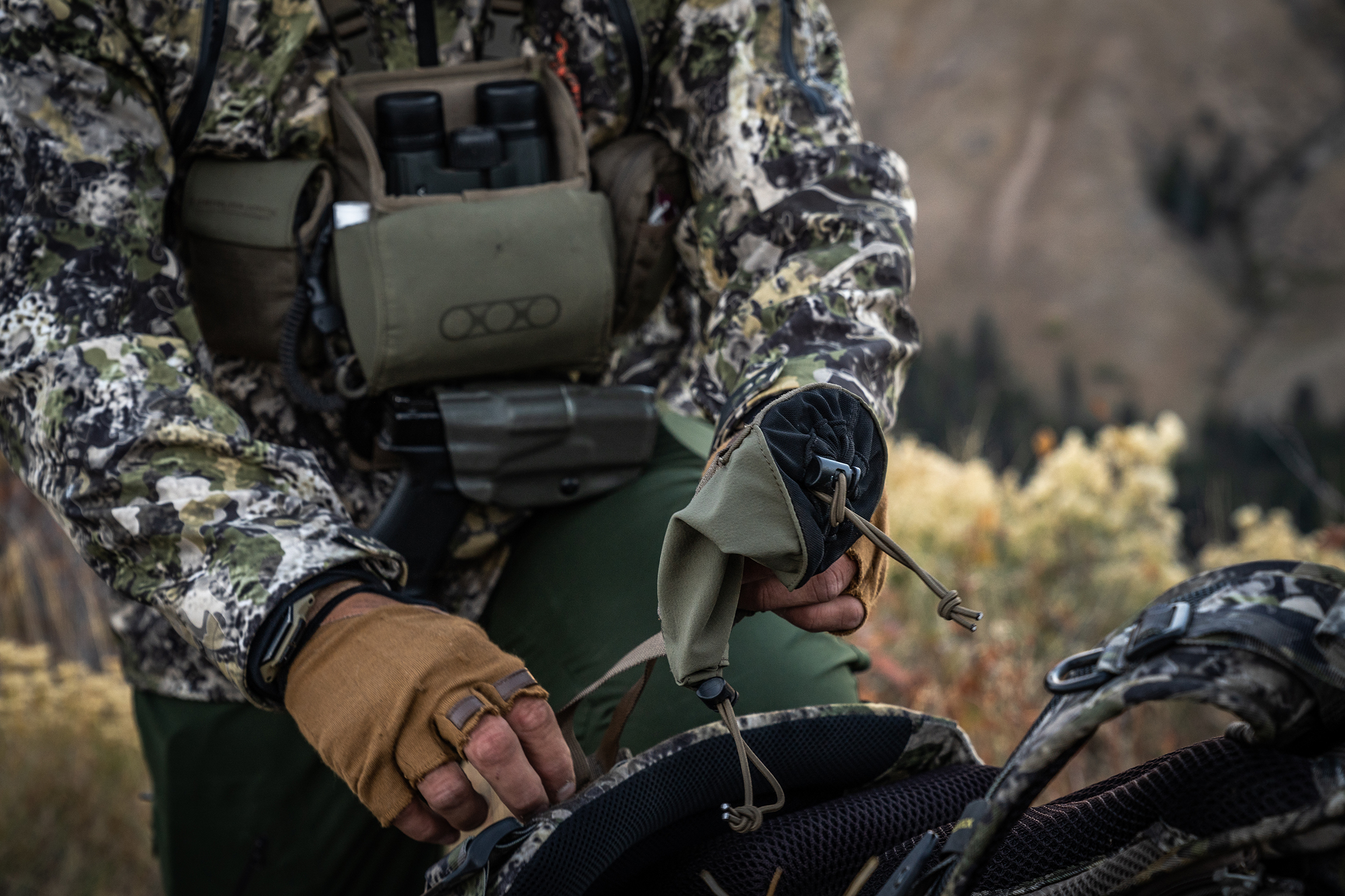 Eberlestock - Double Threat Pouch (Zusatz Tasche für Flaschen)