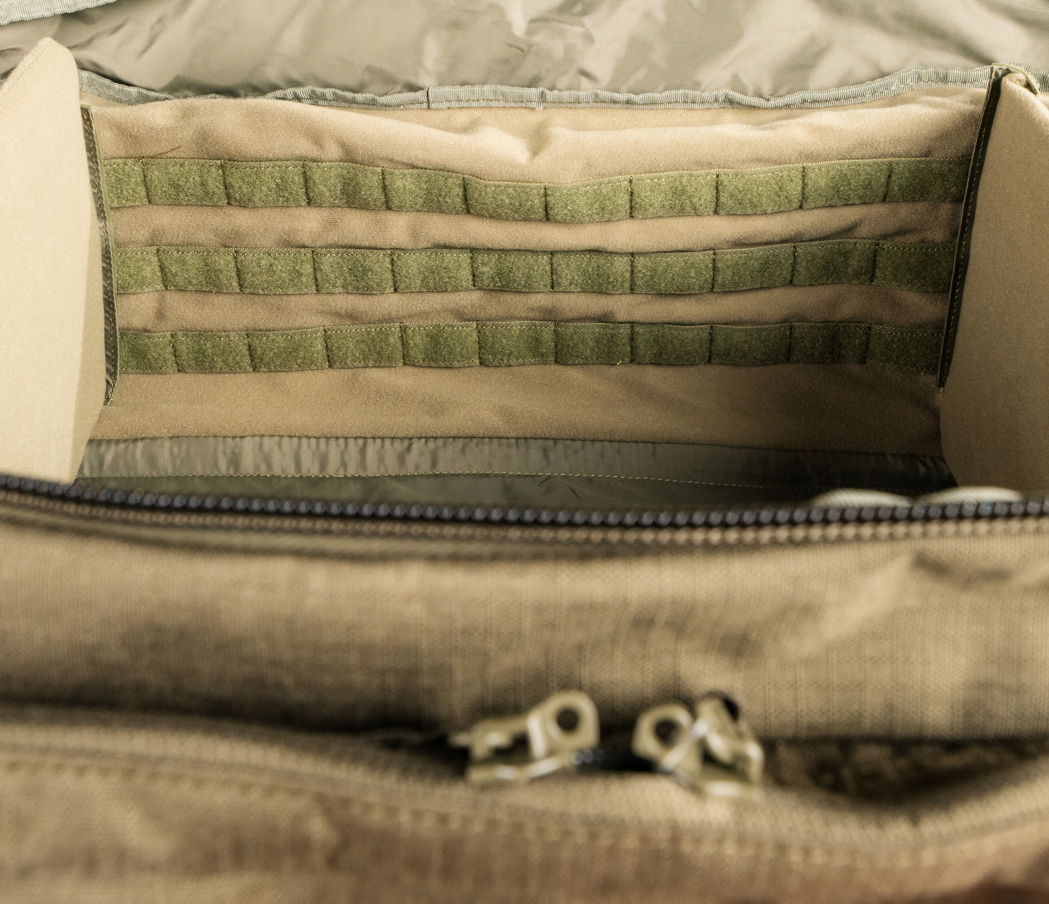 Eberlestock Hercules Duffle (große Reise- und Waffen- Tasche)