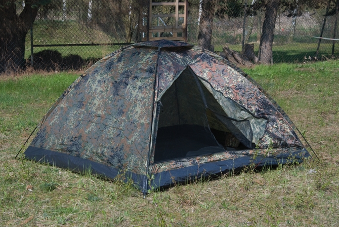 Mil-Tec Dreimannzelt Iglu Standard Kuppelzelt